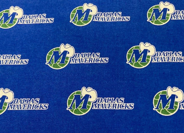 Dallas Mavericks Reversible Blanket