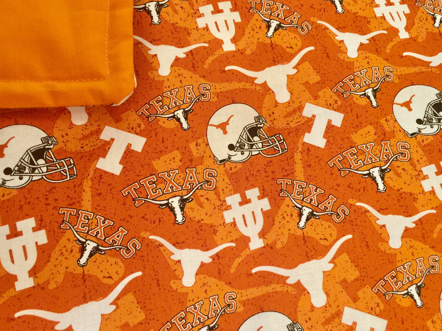 Hook em horns handmade blanket