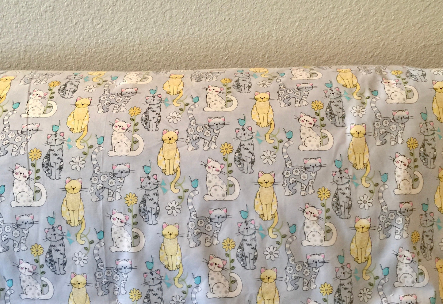 Sweet cat and kitten blanket