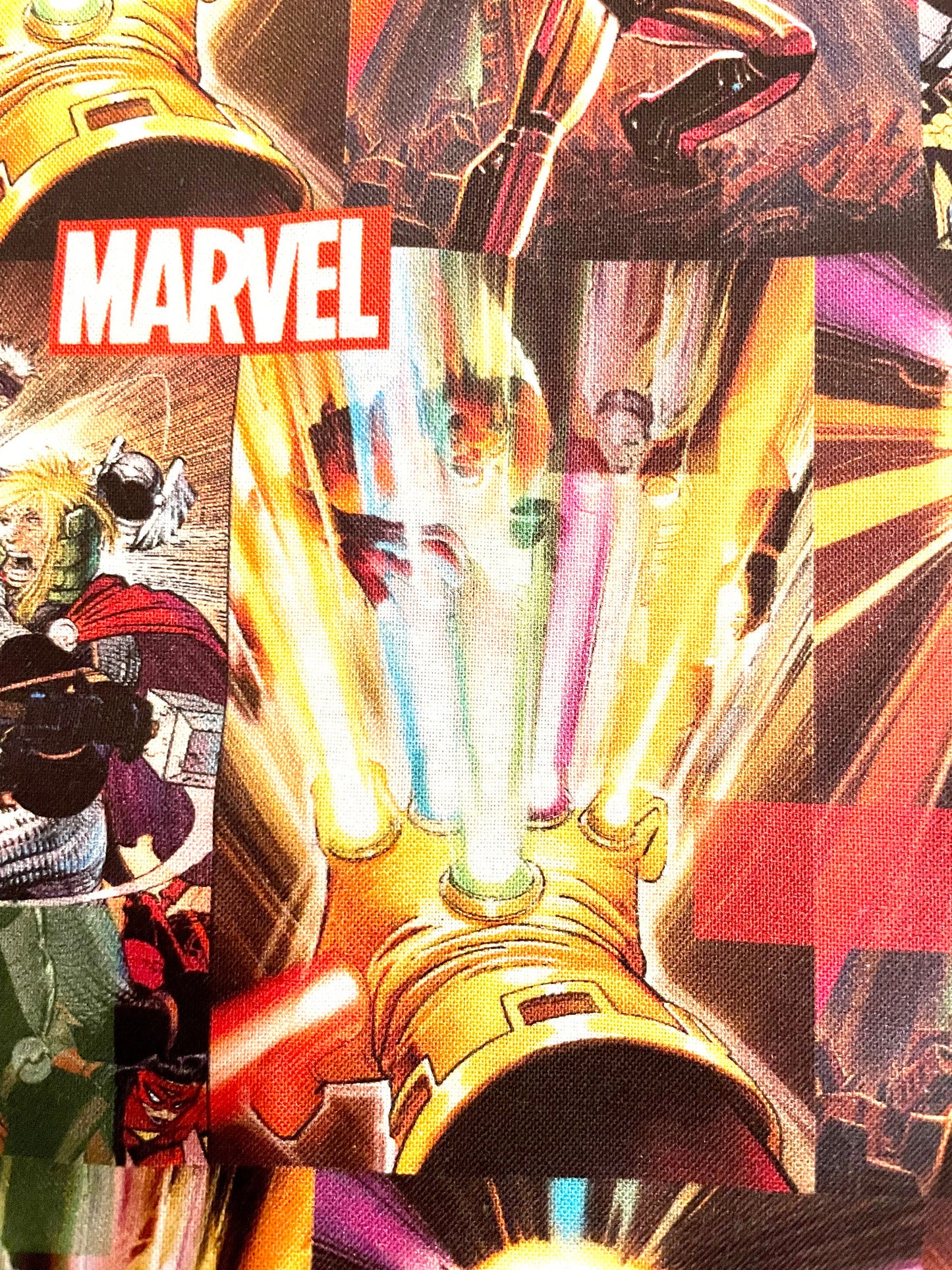 Very cool Marvel comics Avenger reversible blanket