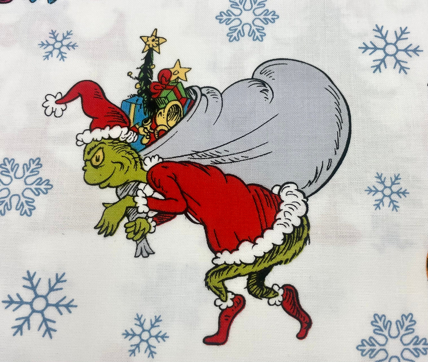 Best Dr Seuss Christmas Grinch, Whoville blanket ever!