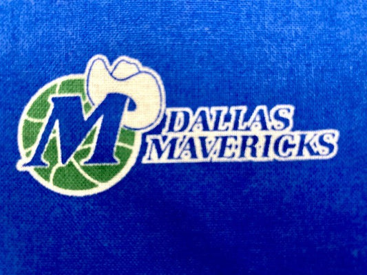 Dallas Mavericks Reversible Blanket