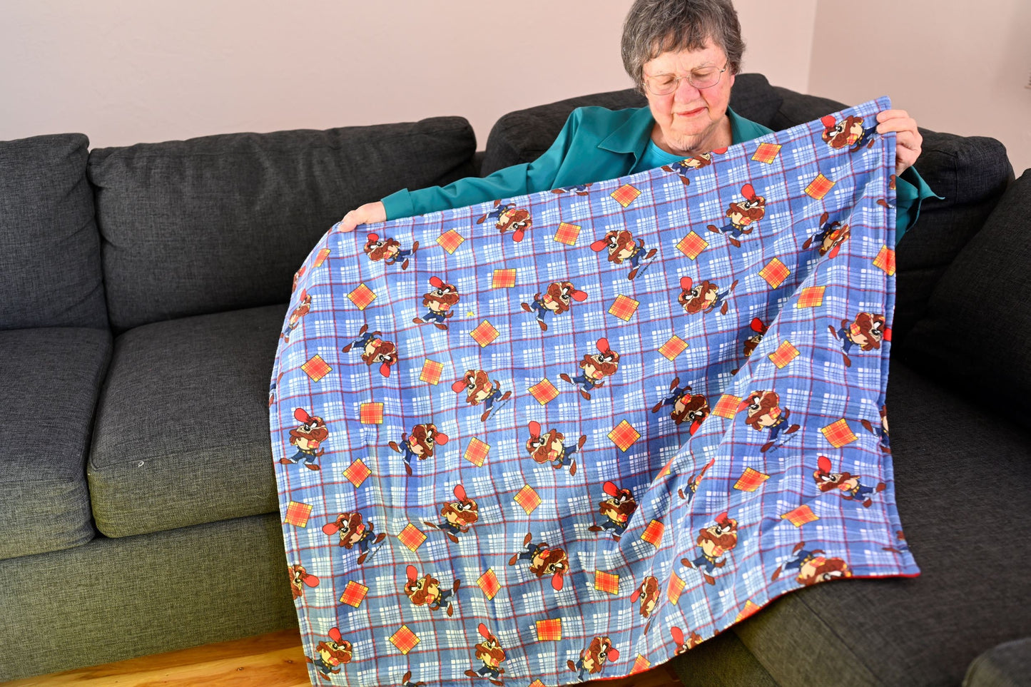 Vintage Looney Tunes Tasmanian Quilt Blanket