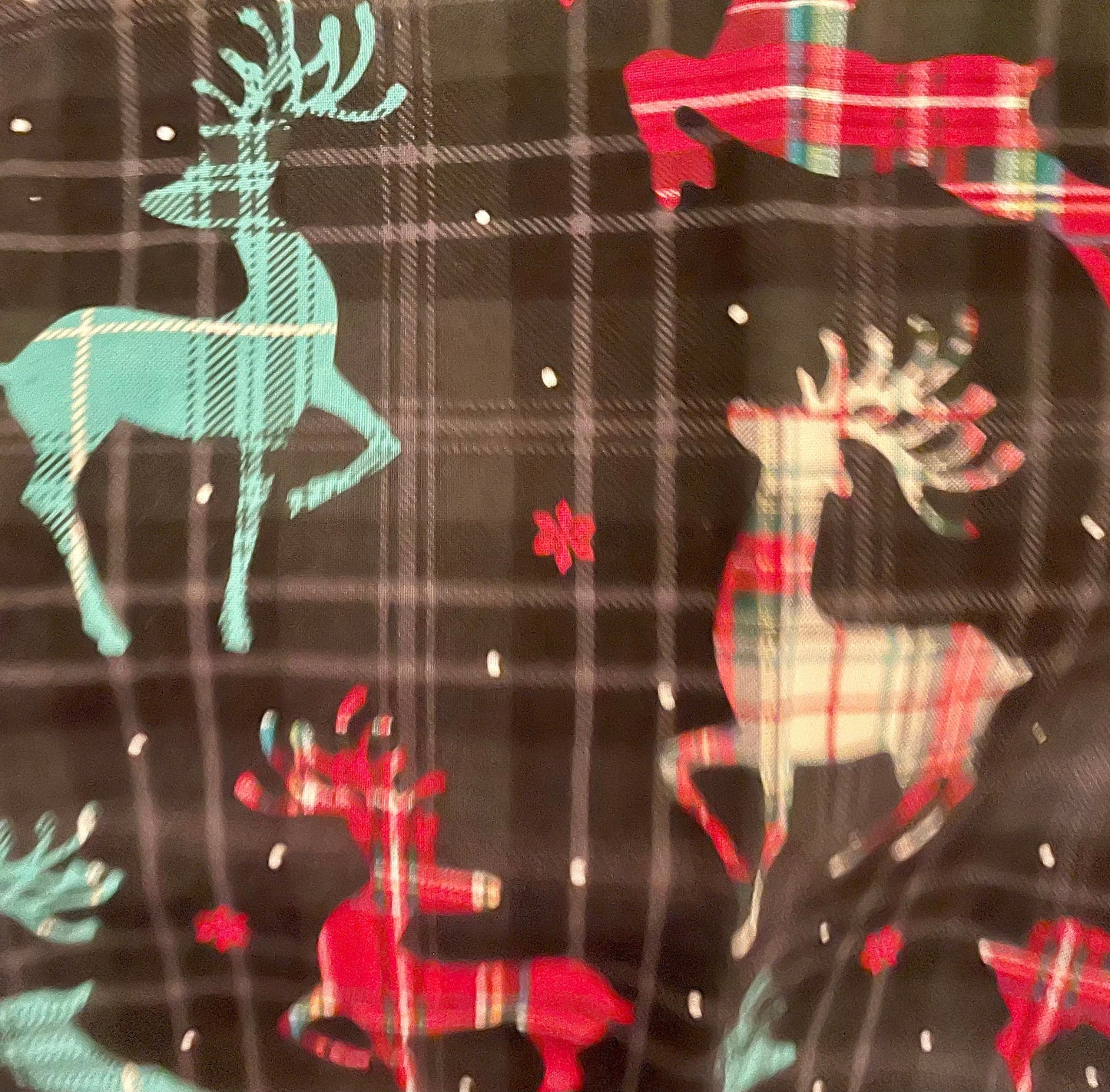 Beautiful Reindeer and plaid reversible cozy Christmas blanket